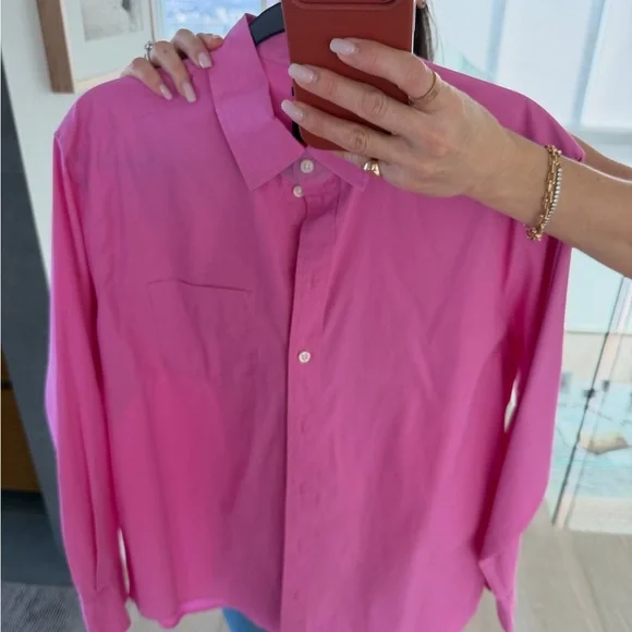 GAP Women's Vibrant Pink Casual Button Down Shirt - Picture 2 of 4